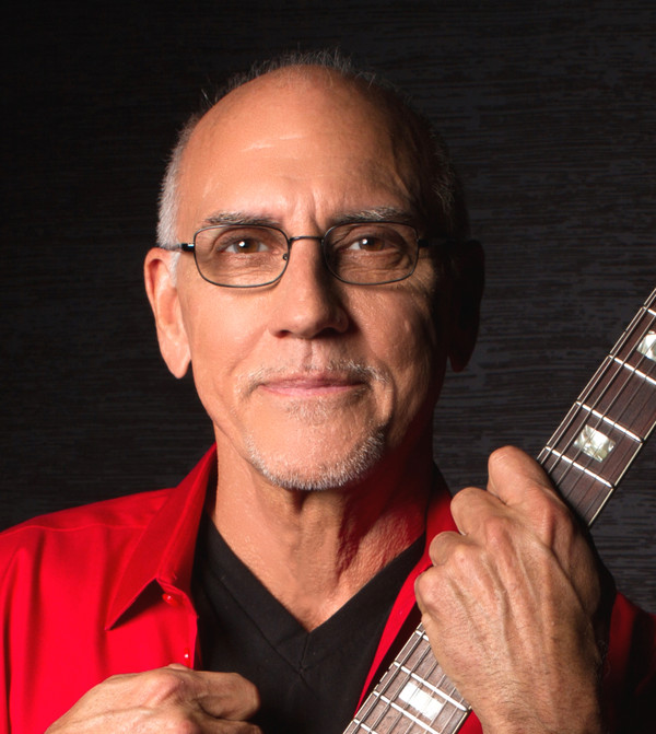 Larry Carlton